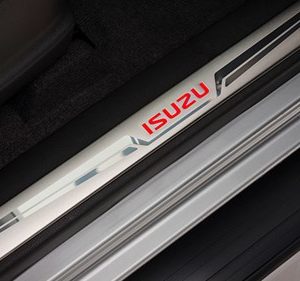 Illuminated Sill Cover Set "Red" - Extended Cab (2017-2020)