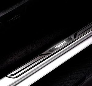 Illuminated Sill Cover Set: Front (2021-)