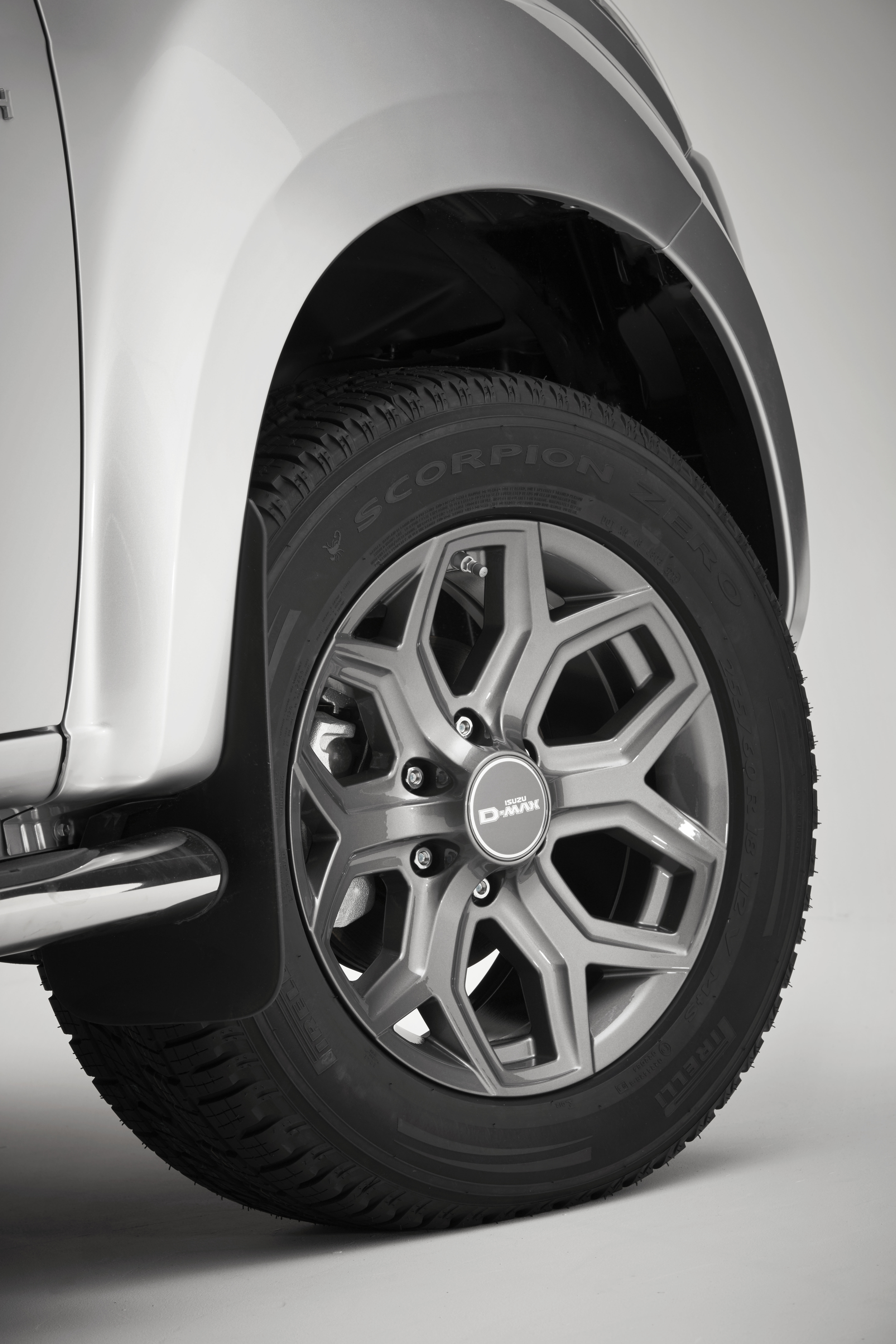 18" Blade Shadow Alloy Wheels