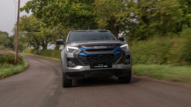 NATIONAL GRID PUTS THE NEW ISUZU D-MAX EV TO THE TEST